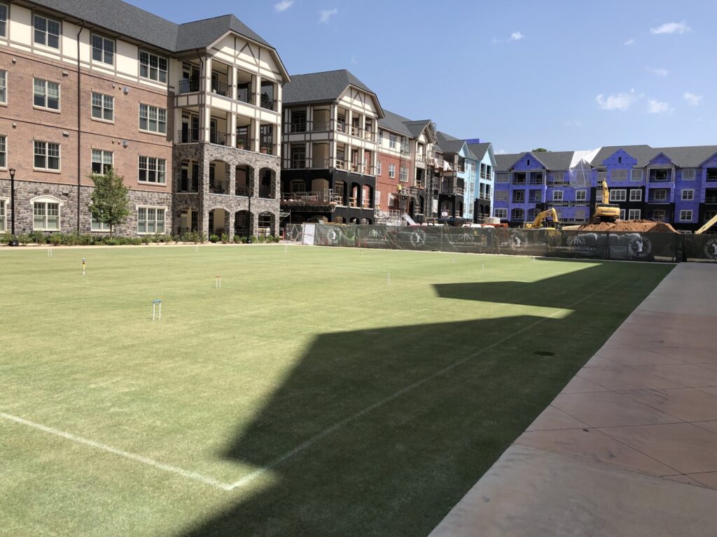 Peachtree Hills Courtyard