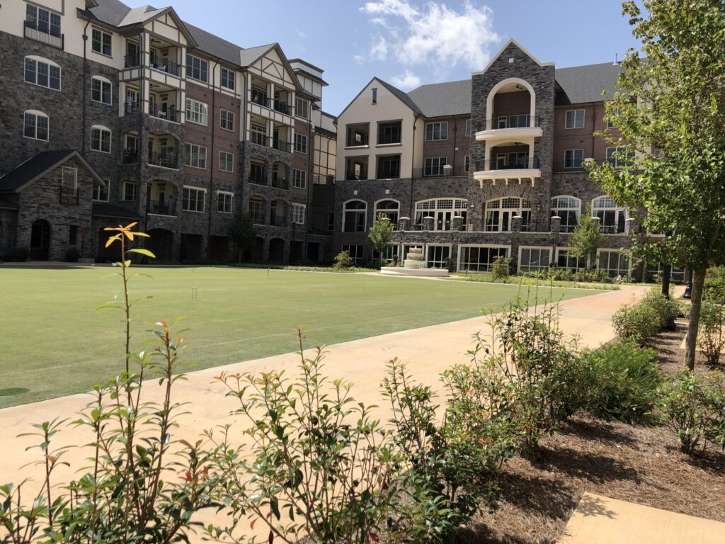 Peachtree Hills Courtyard